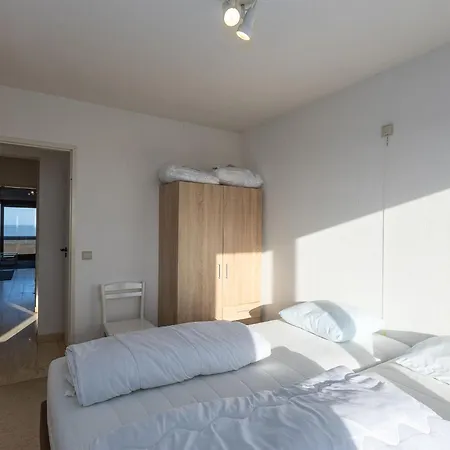 Apartman With Parking And Panoramic Sea View Middelkerke
