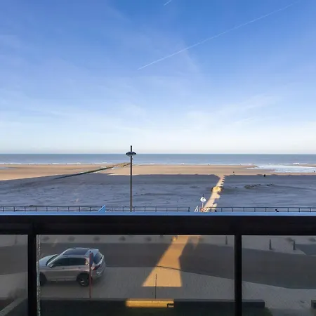 With Parking And Panoramic Sea View * Middelkerke
